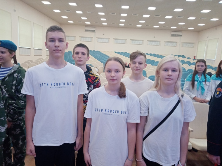 2 ноября команда школы приняла участие в региональном этапе соревнований по пулевой стрельбе в рамках молодежно-патриотической акции «Всероссийский день призывника».
