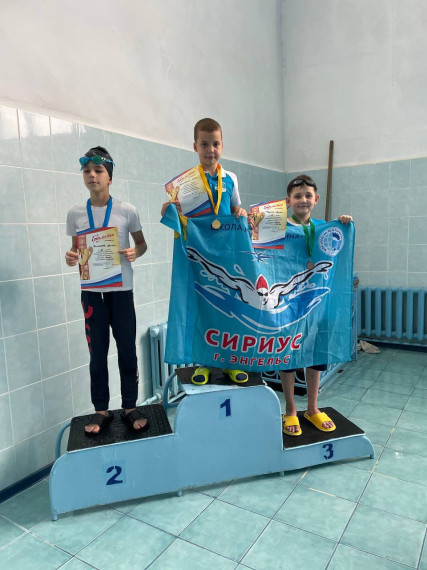 11 ноября 2023 года в плавательном бассейне «Дельфин» прошли соревнования по плаванию открытого первенства Ртищевского муниципального района, собравшие более 100 участников 2009-2014 годов рождения.